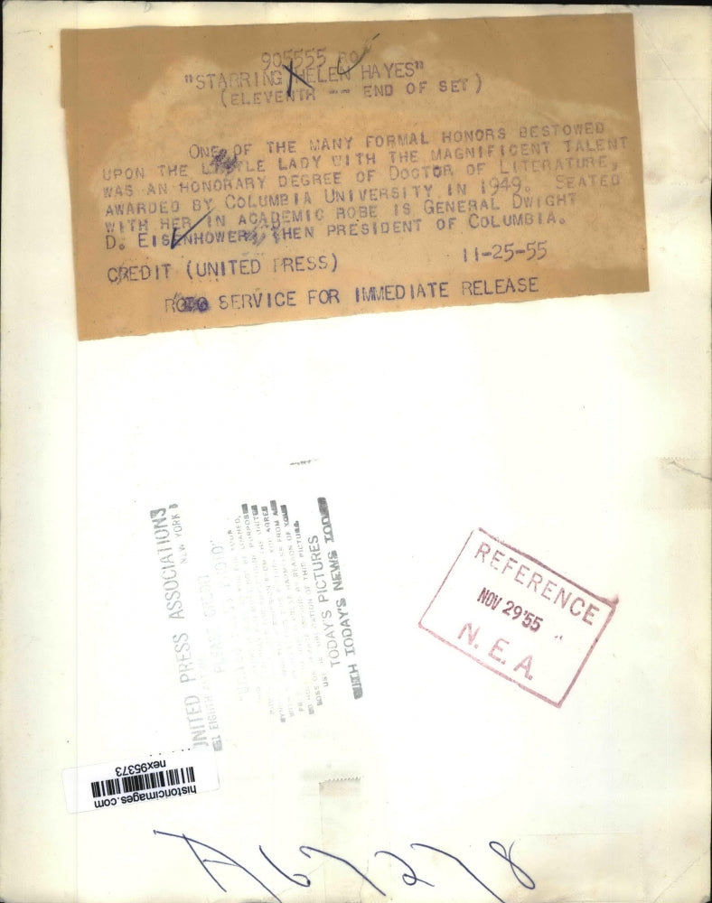 1955 Press Photo General Dwight D Eisenhower & Helen Hayes at Columbia Universit