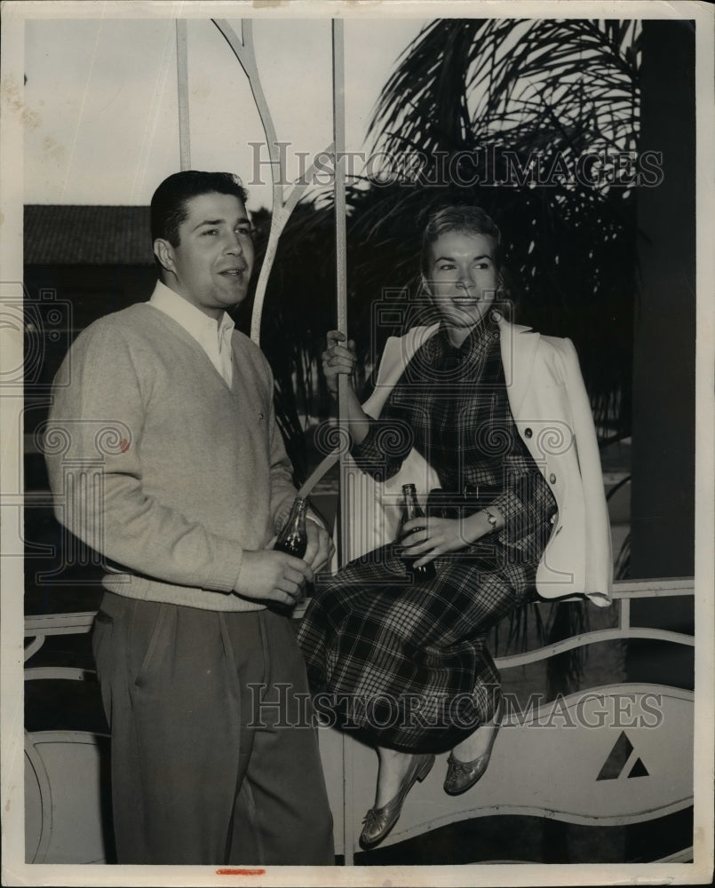 1954 Press Photo Dan Marsh & Beverly Clark Students of University of Arizona