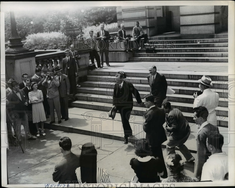 Load image into Gallery viewer, 1939 Press Photo Lord Lothian British Ambassador to US &amp; VA Mallet Counselor
