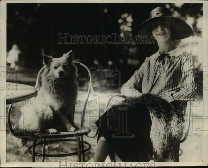 Load image into Gallery viewer, 1926 Press Photo Emily Smith Daughter of Governor Alfred Smith Weds John Warner
