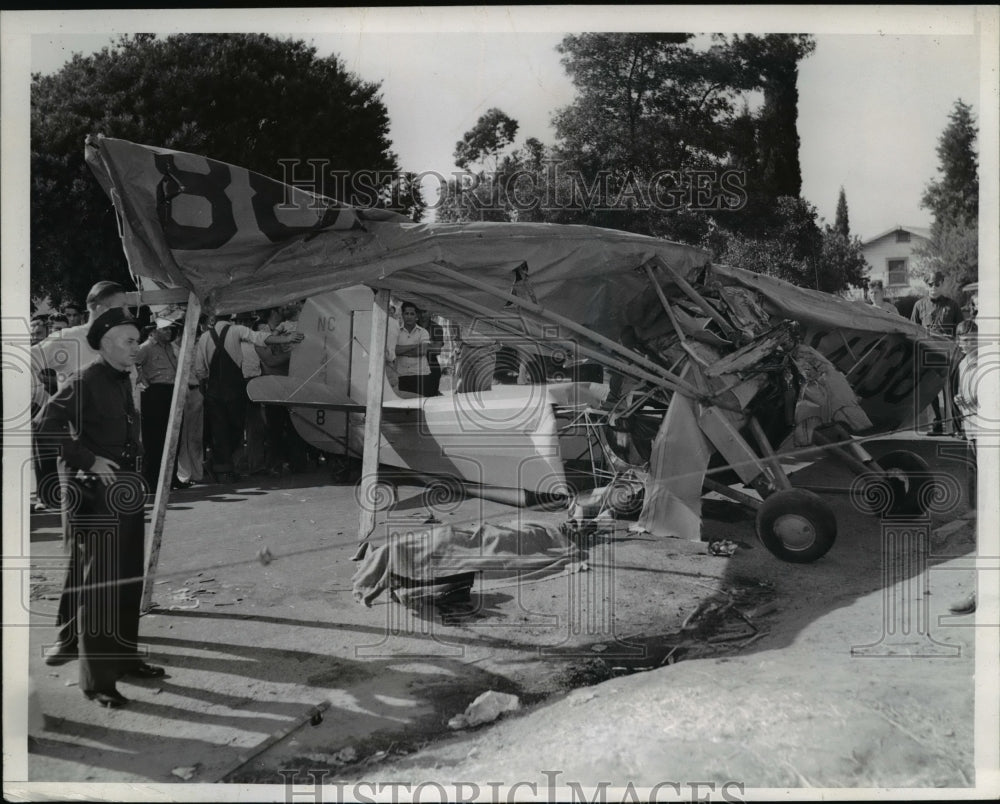 1930 Press Photo Airplane Crashed on East Los Angeles Street Killing Pilot