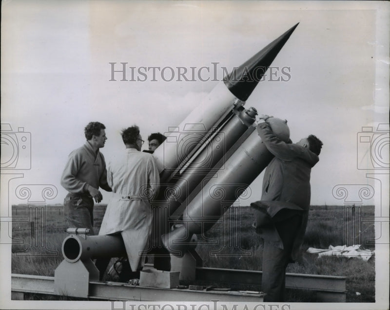 Load image into Gallery viewer, 1958 Press Photo 320 Pound Weather Rocker at Bremen West Germany to Test Launch
