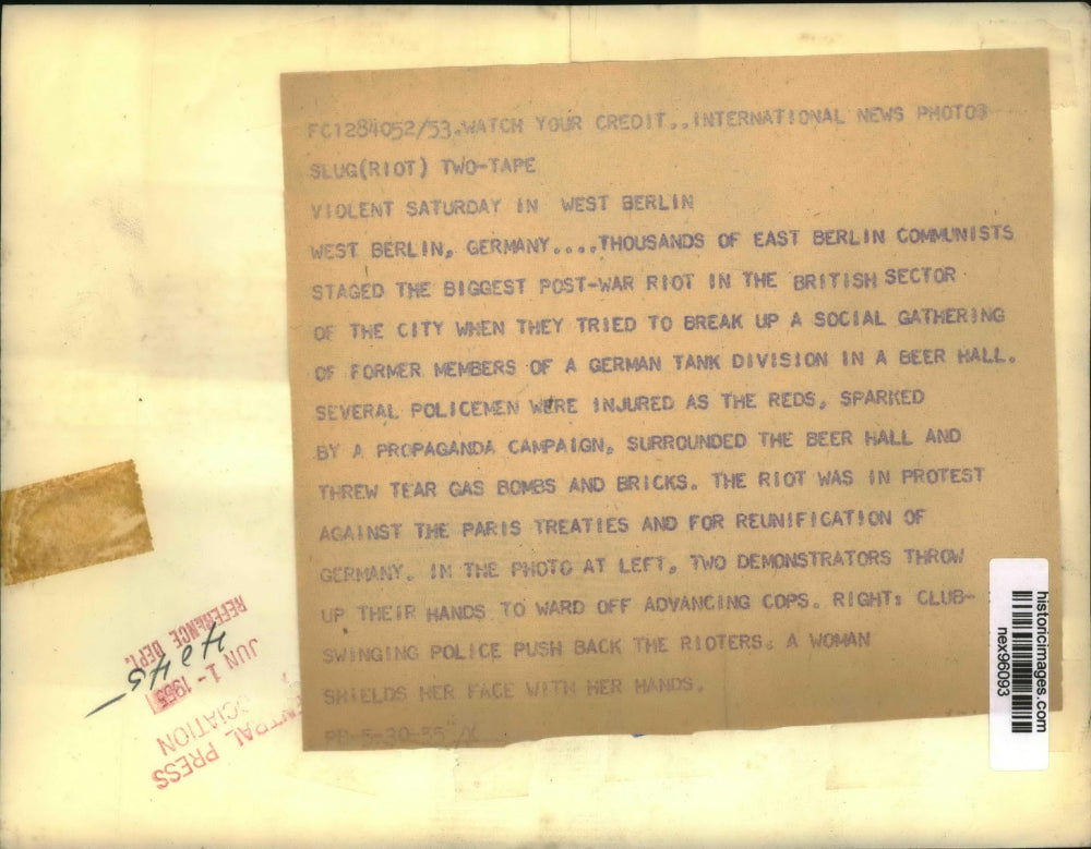 1955 Press Photo Thousands East Berlin Communists Stage Post War Riot