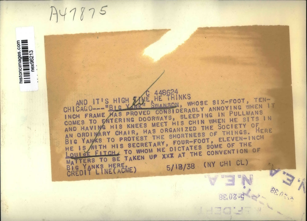 1938 Press Photo Big Yank Swanson 6 ft 10 In & His Secretary 4 ft 11 in Louise