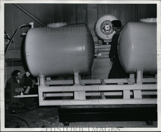 1961 Press Photo A1C William McKeown & A1C David Brown of Hurlburt Field Florida