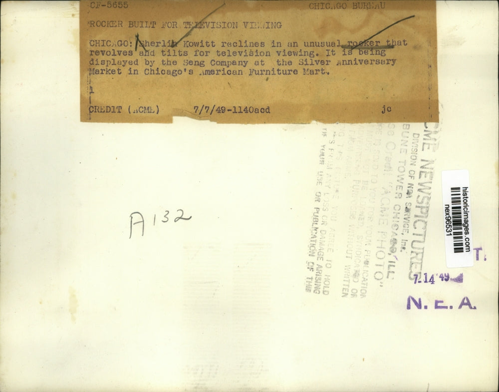 1949 Press Photo Sherlia Kowitt in Unusual Rocker by Seng Company