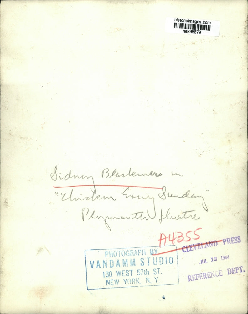 1944 Press Photo Actor Sidney Blackmer at Plymouth Theatre - nex96879