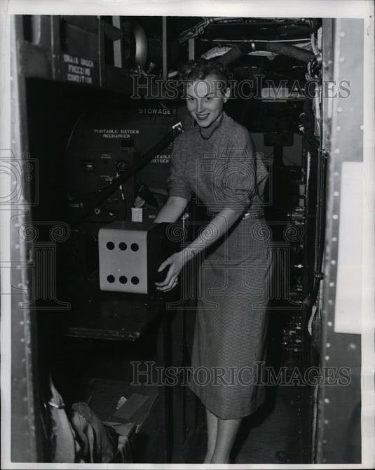 1953 Press Photo Patsy Scott & Airborne Recorder by North American Aviation Inc