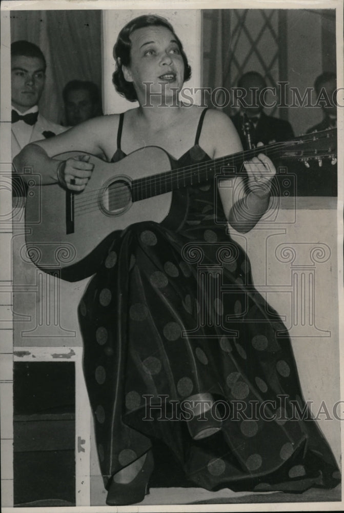 1941 Press Photo Mrs Gwen Johnston Socialite Widow Questioned in McNary Murder