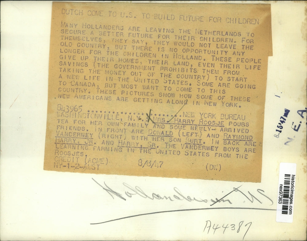 1947 Press Photo Mrs Harry Roosje, Donald & Raymond Vanderwey Learn Farming