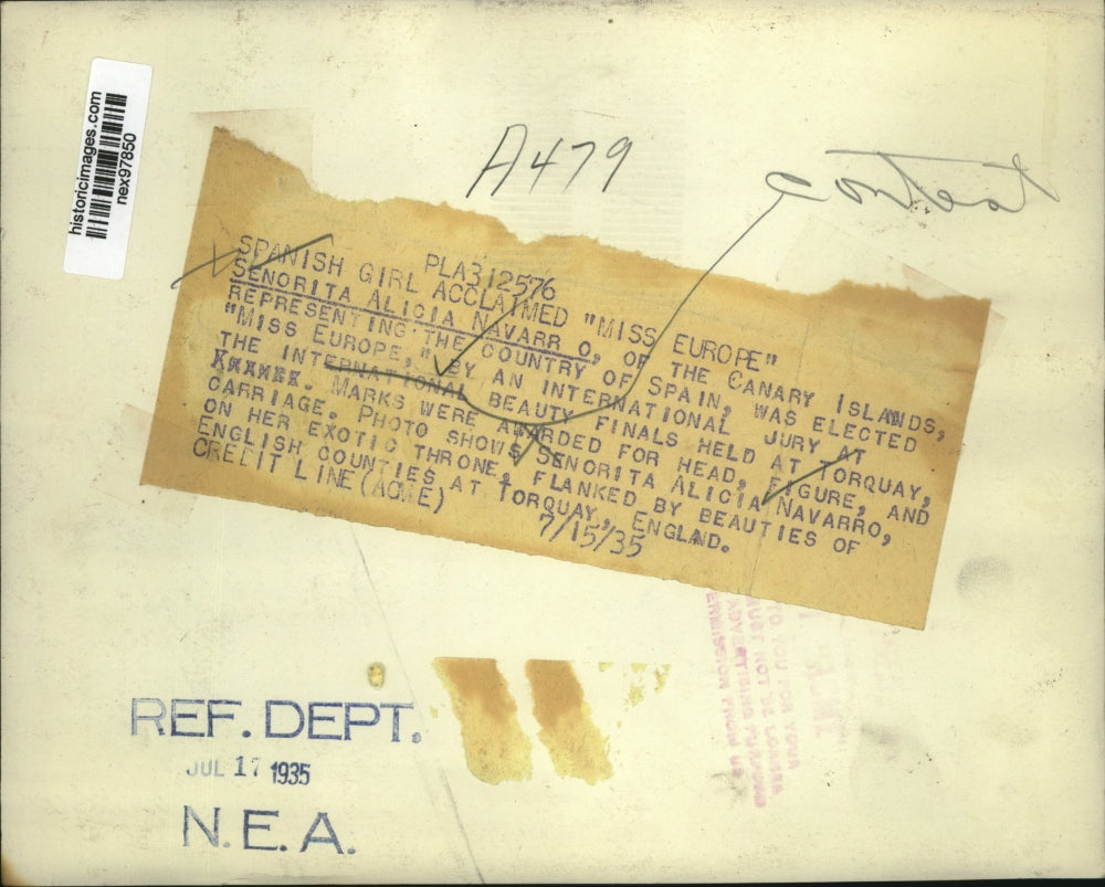 1935 Press Photo Senorita Alicia Nacarro Crowned Miss Europe of Spain