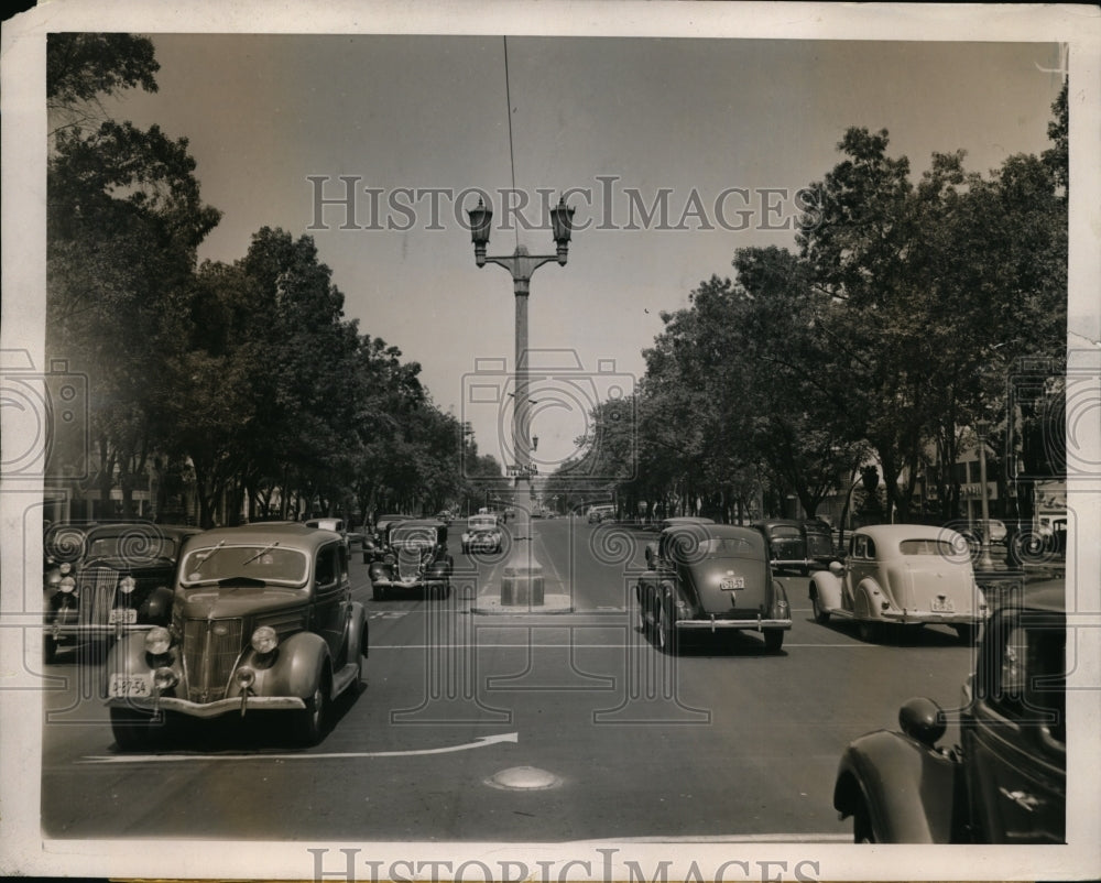 1941 Press Photo Avenue Paseo De La Reforma in Mexico City - nex97863