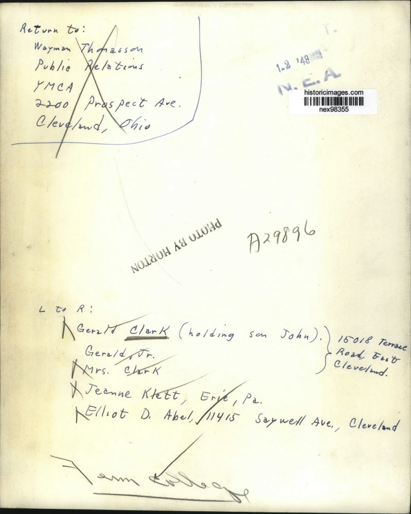 1948 Press Photo Mr & Mrs Gerald Clark & kidsJeanne, & john & Elliot Abel