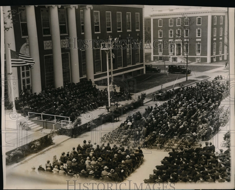 Load image into Gallery viewer, 1927 Press Photo Harvard Business College building dedication in Cambridge MA
