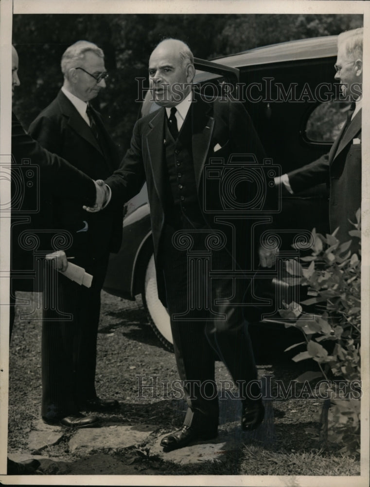 1938 Press Photo Funeral of NY Sen Royal Copeland, Governor H Lehman arrives