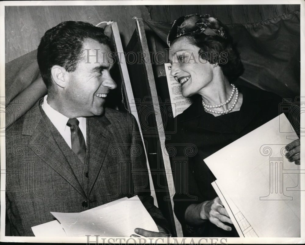 1961 Press Photo Vice President Richard Nixon & Mrs Nixon