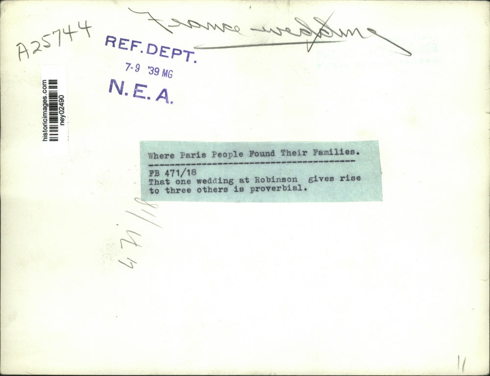 1939 Press Photo Wedding at Robinson in Paris France