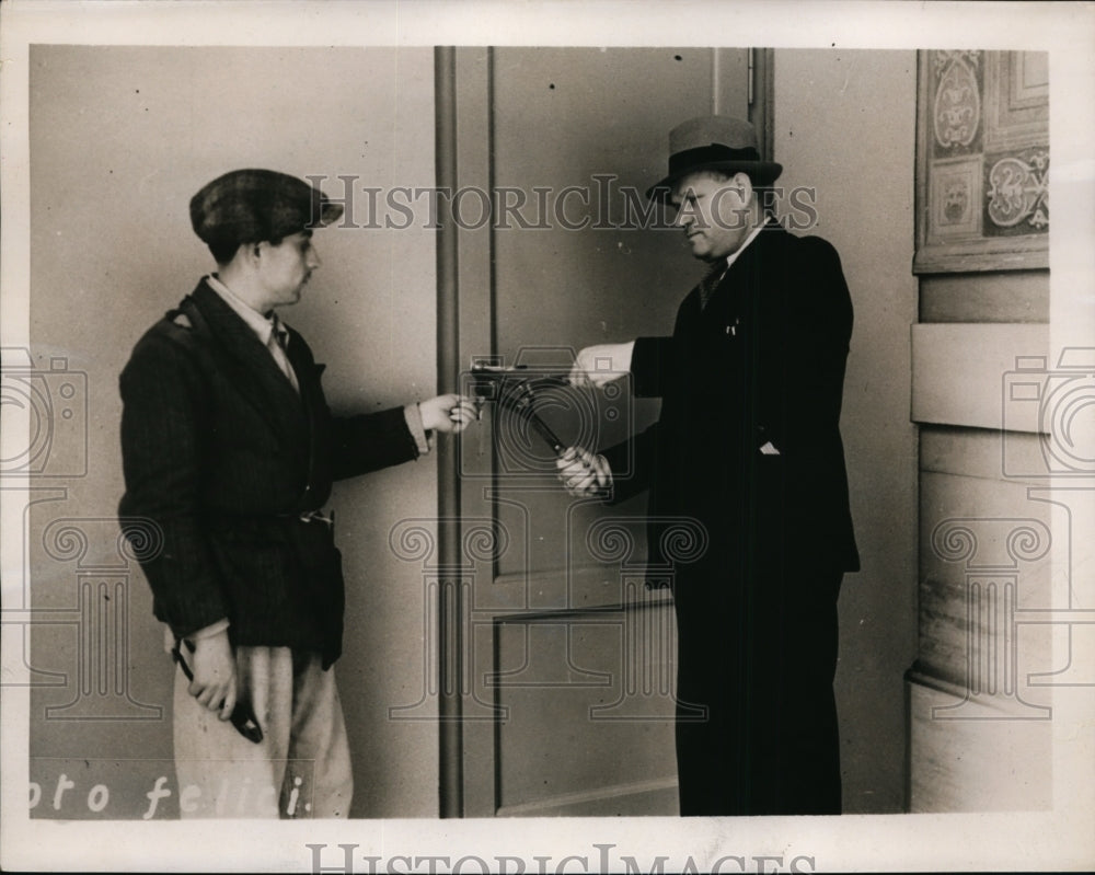 1939 Press Photo Vatican Staff Seal Doors for Selection of New Pope