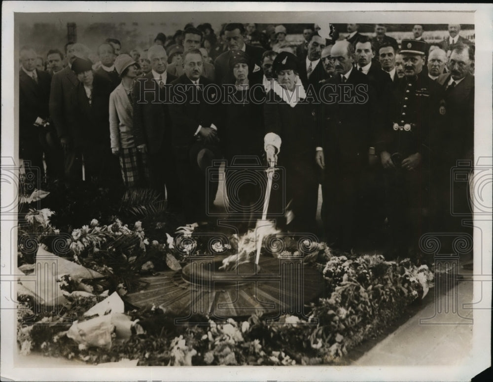 1927 Press Photo Mrs Robinson American Mothers of War at Unknown Warrior Grave