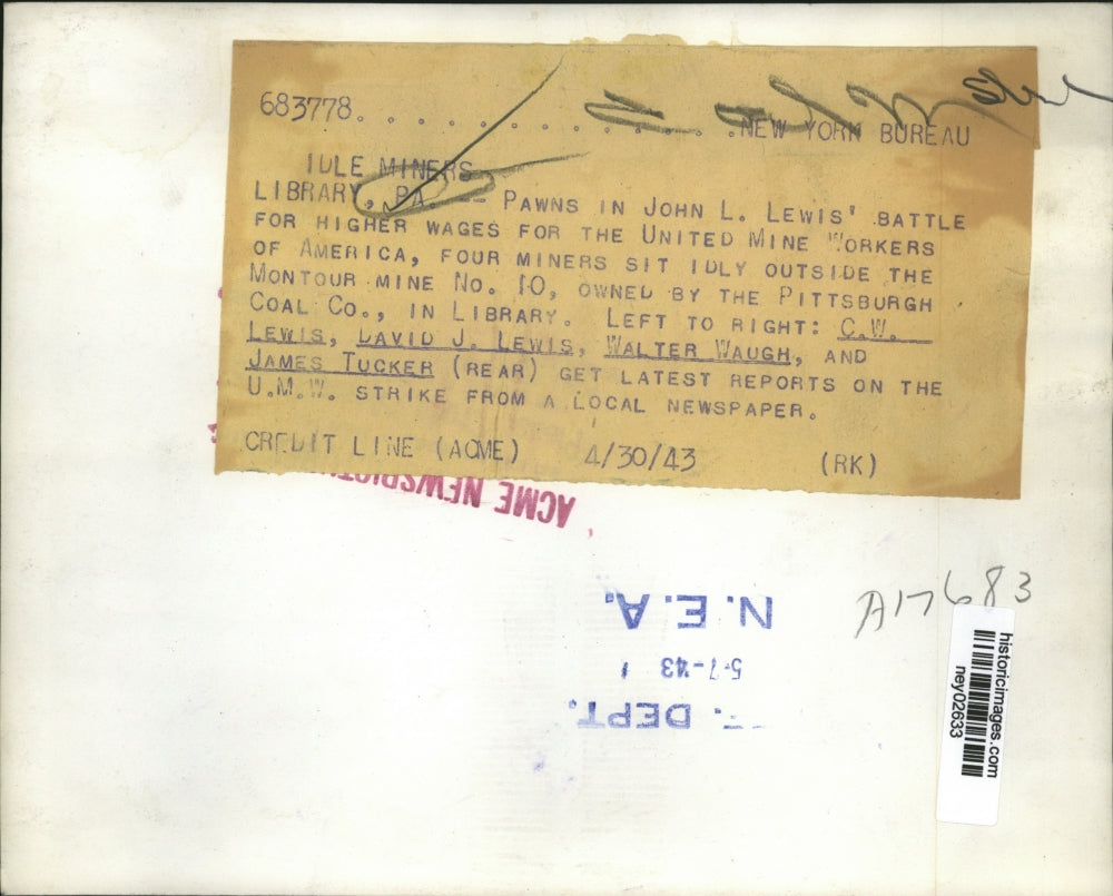 1943 Press Photo Mine Workers of United Mine Workers Battle for Higher Wages