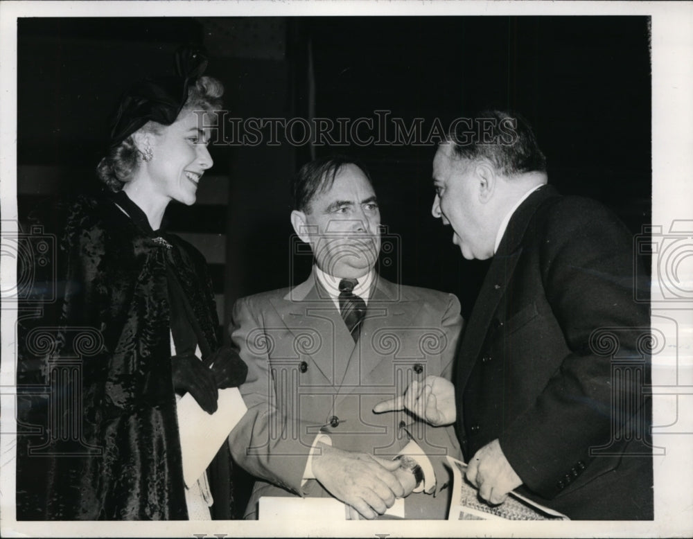 1946 Press Photo Clare Luce, Rep Martin & Mayor LaGuardia West Point Graduation
