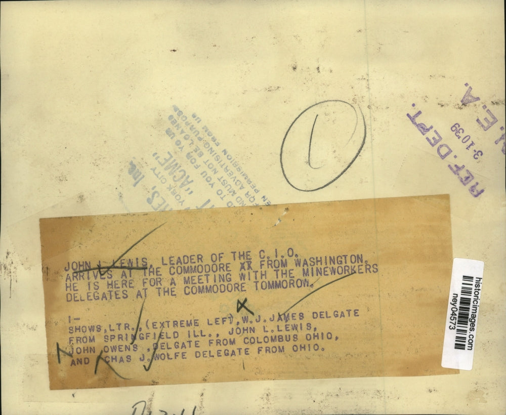 1939 Press Photo John Lewis Leader of CIO Arrives at Commodore in Washington