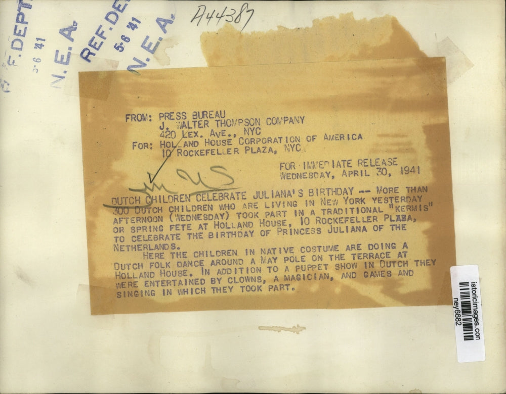 1941 Press Photo Dutch Children Celebrate Princess Juliana's Birthday