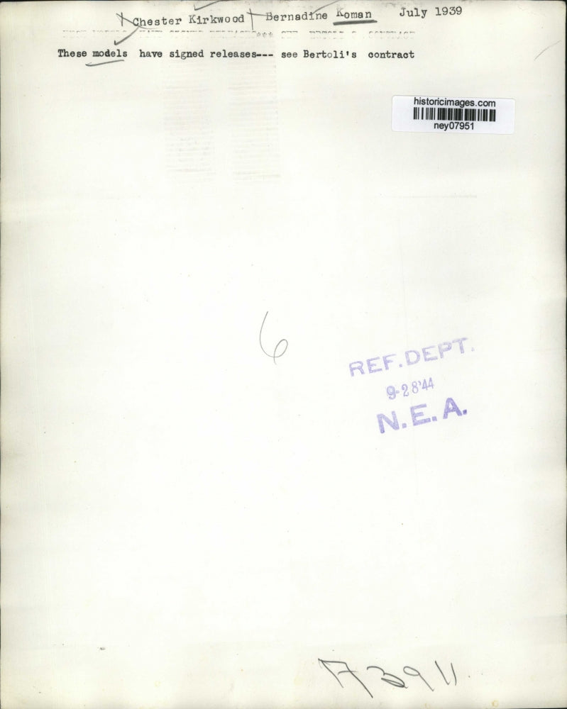 1939 Press Photo Bertoli's Models Chester Kirkwood & Bernadine Koman