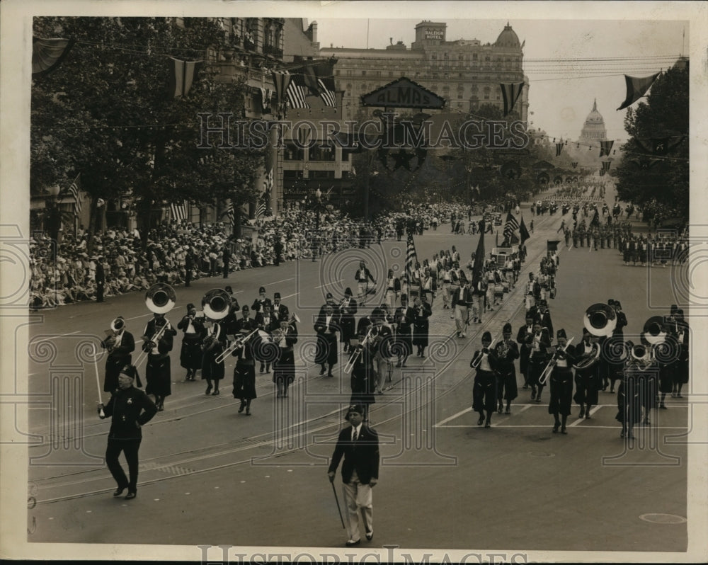 1935 Press Photo Shriners from Al Koran Temple in Cleveland parade in Washington