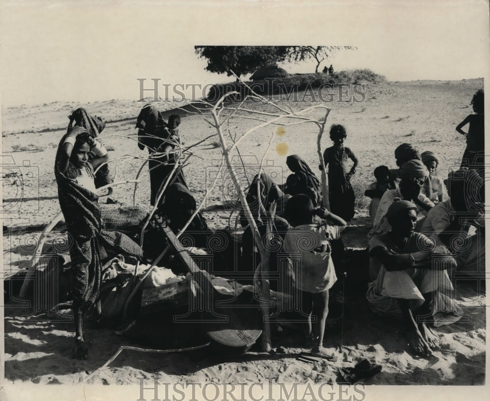 1968 Press Photo Campsite Of Bhatti Caravan In India - ney09926