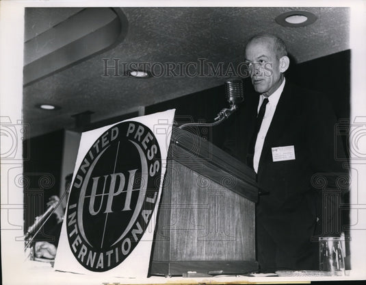 1963 Press Photo Thomas L Board Editor of Indianapolis Times Paper - ney09942