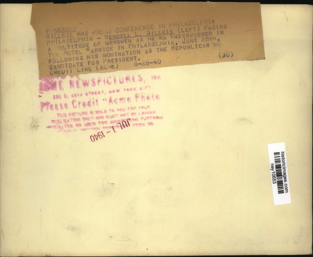 1940 Press Photo Wendell Willkie Being Interviewed By The Newsmen - ney10653