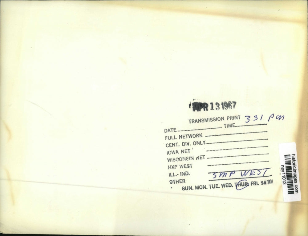 1967 Press Photo Pair of Ducks Swim Along Dubuque;s Tourist Trail in Iowa