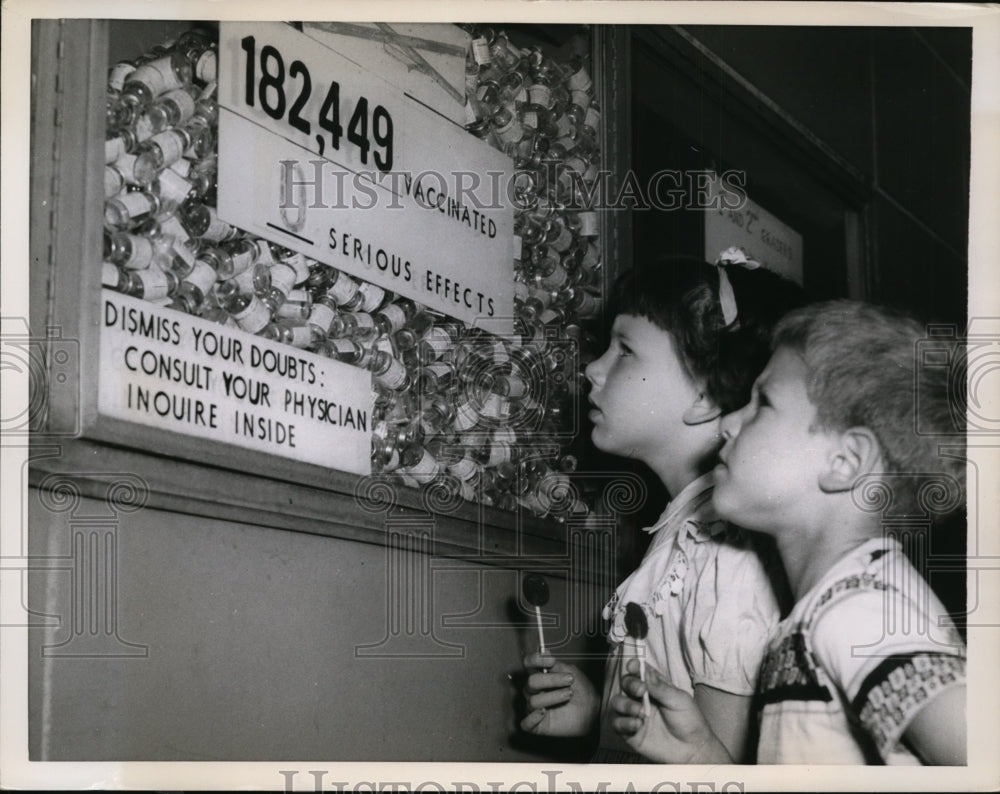 1955 Press Photo Children in National Foundation for Infantile Paralysis Vaccine