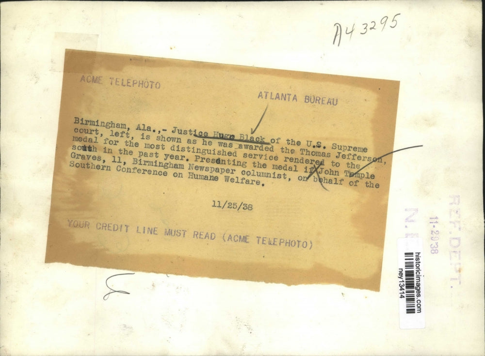 1938 Press Photo Justice Hugo Black Presented Thomas Jefferson Medal