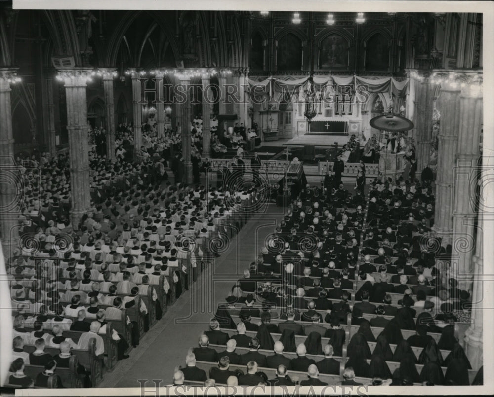 1939 Press Photo Pontifical Requiem Mass at Holy Name Cathedral, Chicago, Il