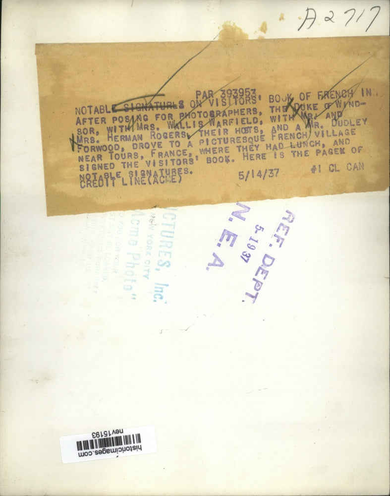 1937 Press Photo Notable Signatures on Visitor's Book at Inn, Tours, France