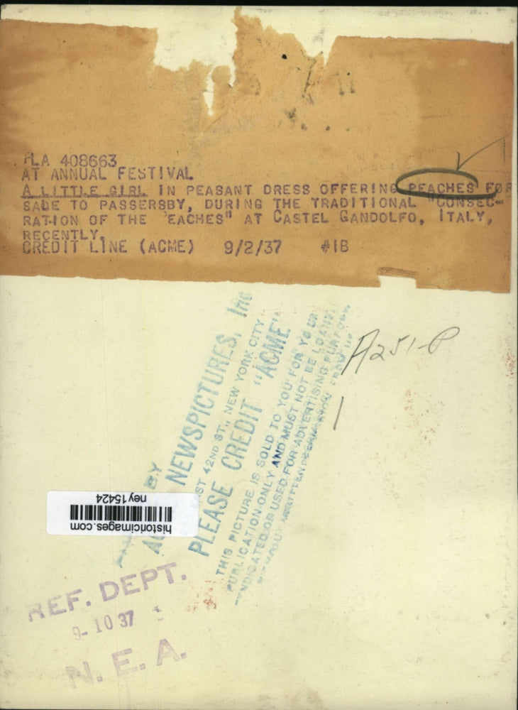 1937 Press Photo Little Peasant Girl Selling Peaches at Italian Festival