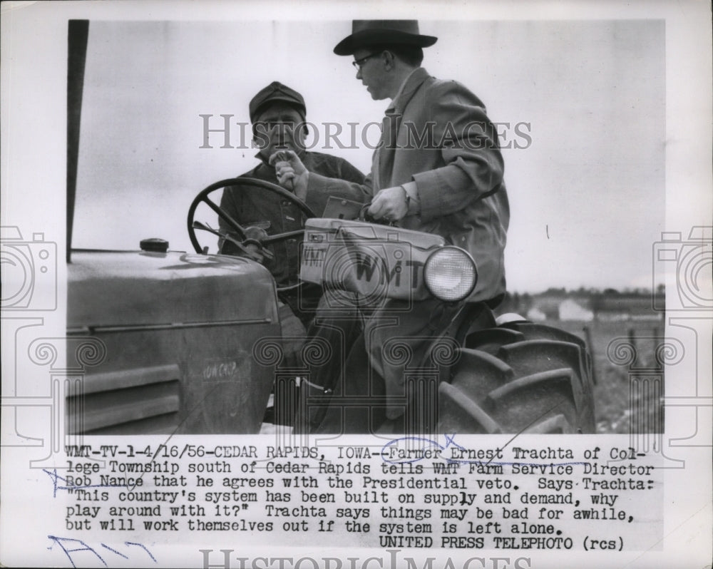 1956 Press Photo Farmer Ernest Trachta with Farm Service Director Bob Nance