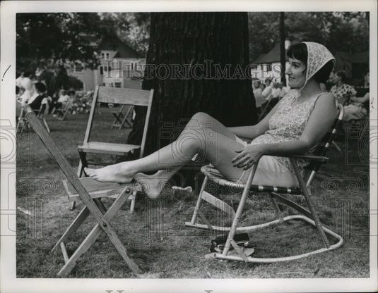 1967 Press Photo Woman Lounges in Lakeland, Ohio Park - ney17685