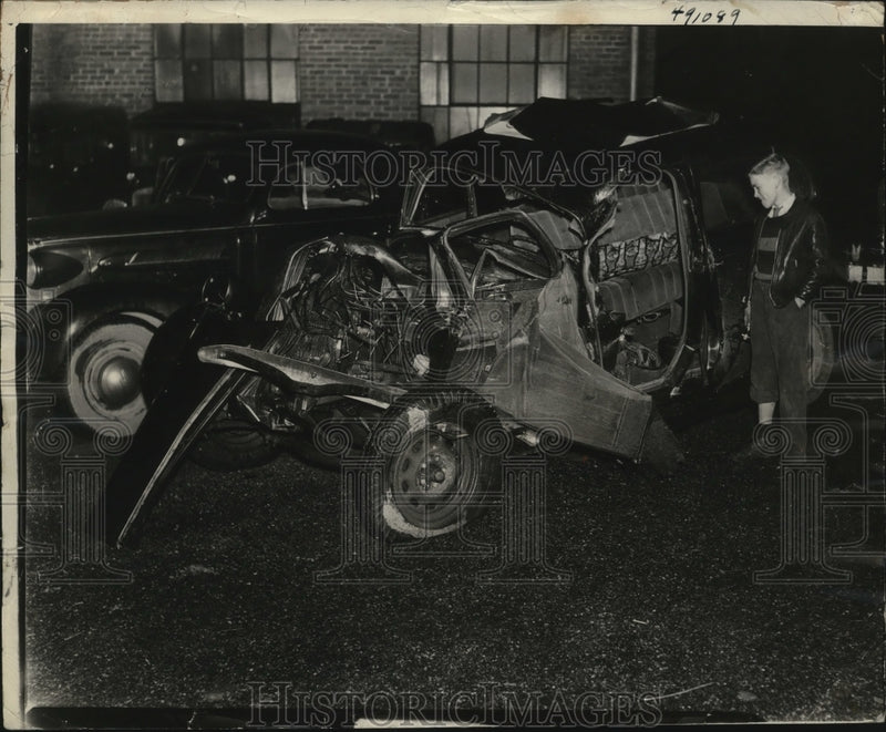 Load image into Gallery viewer, 1939 Press Photo Eddie Jewell &amp; Mrs VC Hall Killed in Automobile Accident
