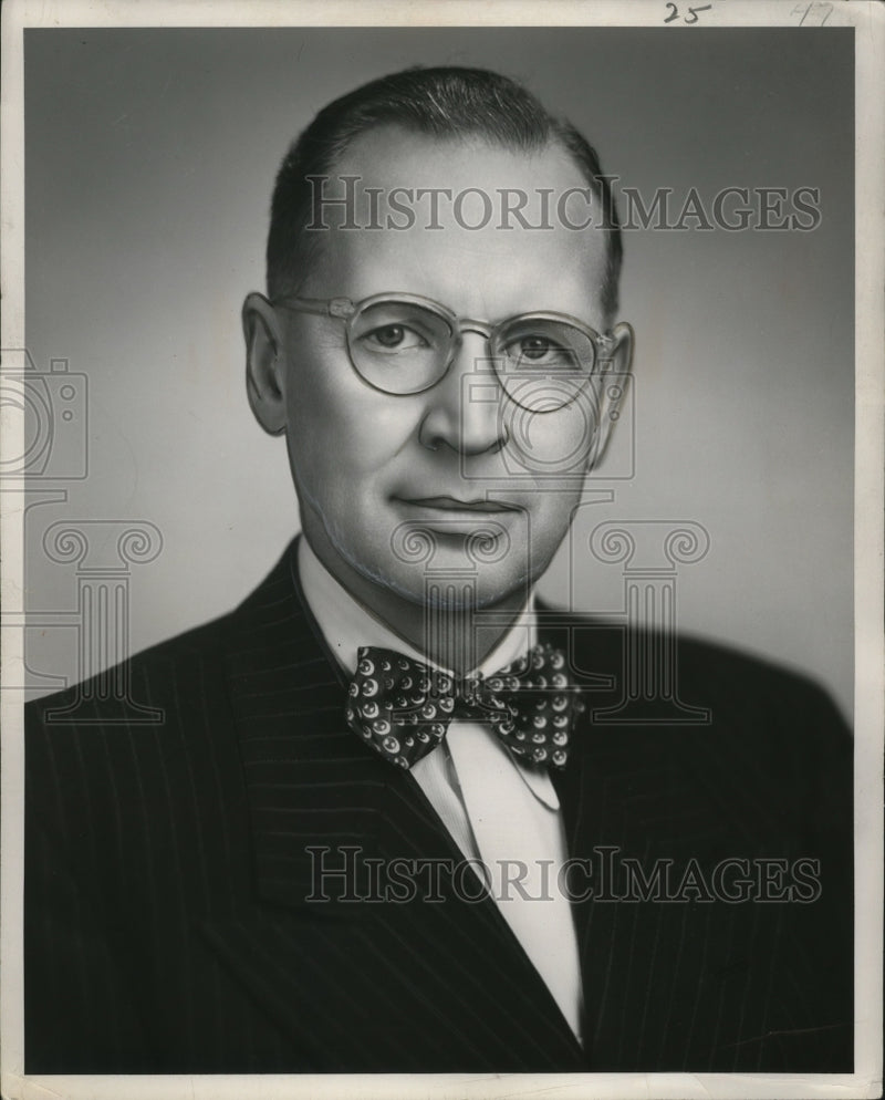 Load image into Gallery viewer, 1955 Press Photo Dr Samuel Brownell Commissioner Office of Education
