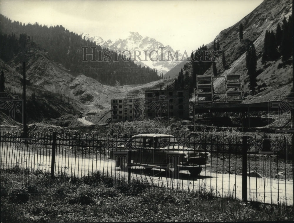 Press Photo Experimental Buildings at Medea, Algeria Near Tian Shan Mountain