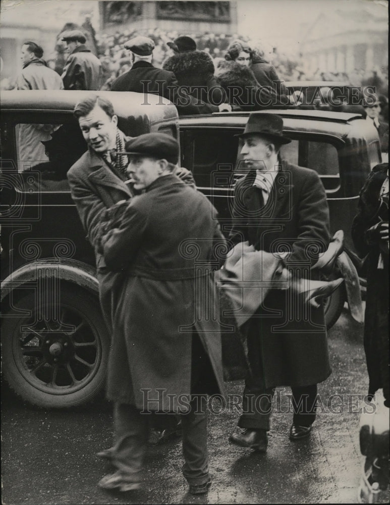 1937 Press Photo Spectator Who Fainted at Coronation Procession Rehearsal London
