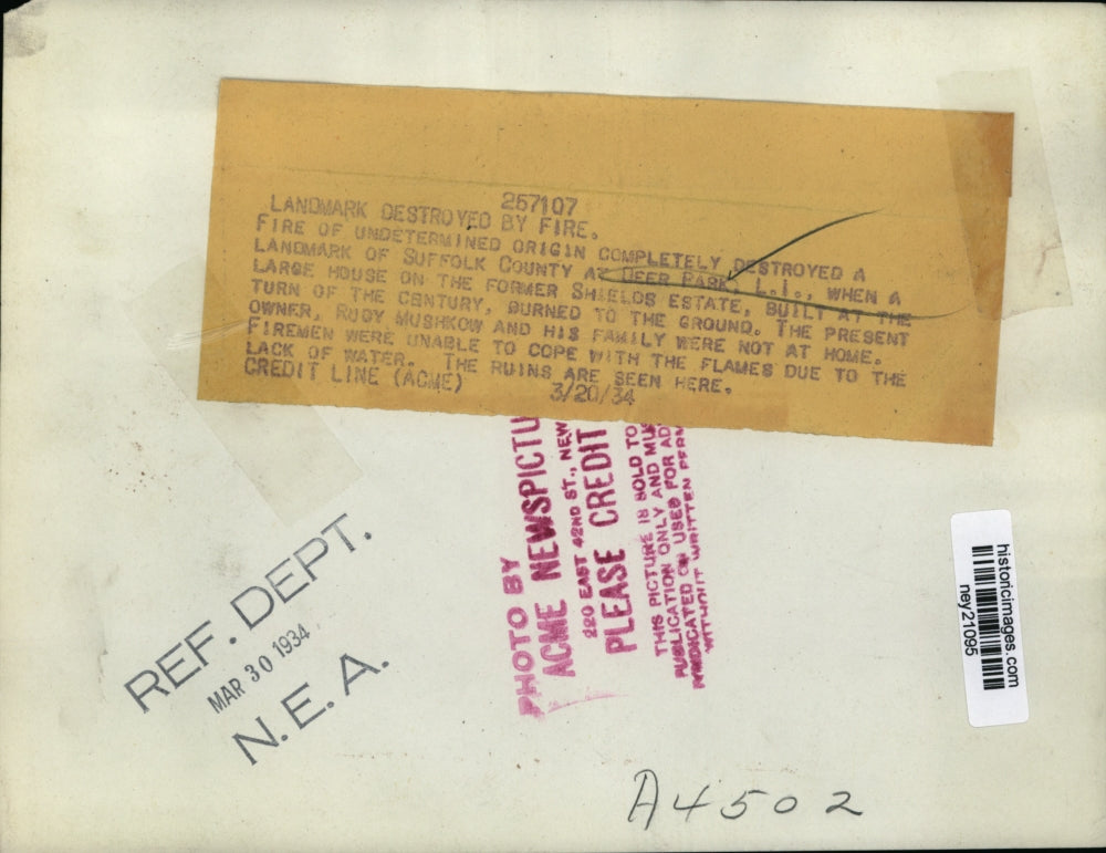 1934 Press Photo Shields Estate Home Destroyed by Fire, Deer Park, Long Island