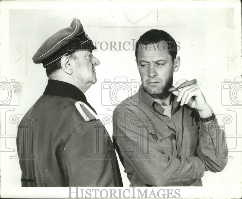 Load image into Gallery viewer, 1987 Press Photo William Holden, actor - ney22707
