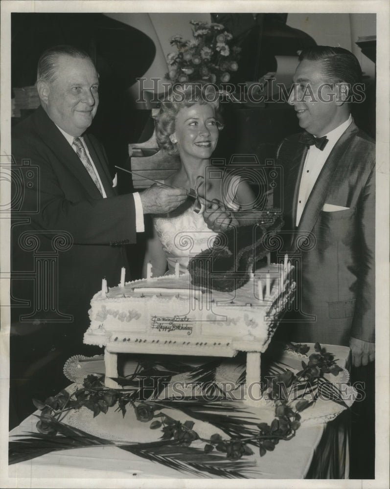 Press Photo Sammy Dale Receives Golden Baton from Burt Strambro on Birthday- Historic Images