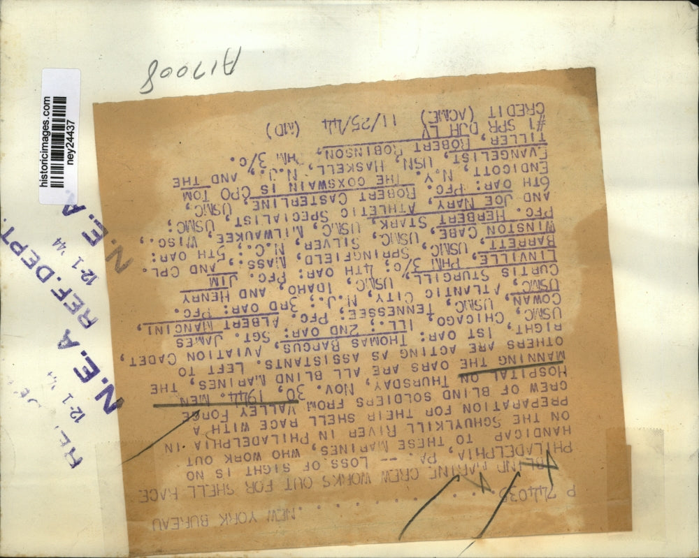 1944 Press Photo Blind marine crew works out for shell race - ney24437