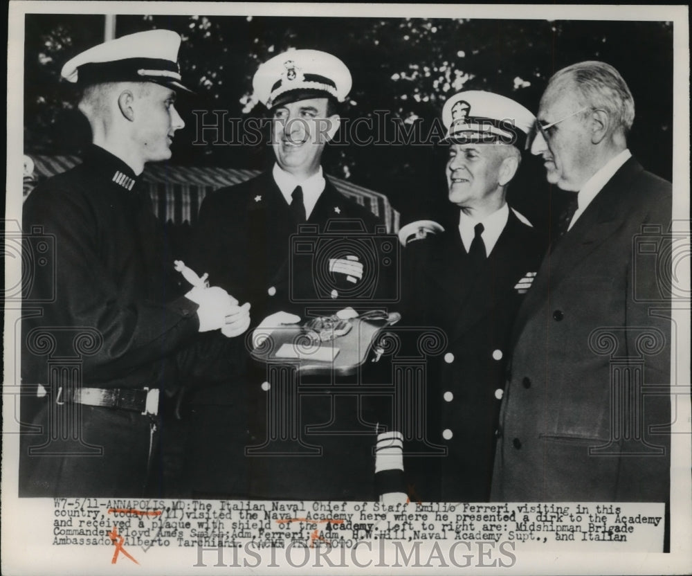 1950 Press Photo Italian Naval Chief of Staff Ferreri Visits US Naval Academy