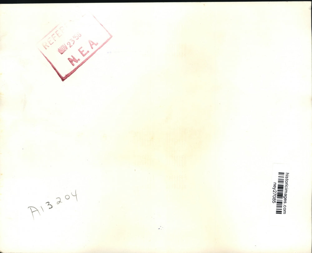 1956 Press Photo Norwegian Troops Board a United States Air Force Globemaster